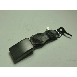2018-2020 BMW 530e REAR PASSENGER SIDE CENTER SEAT BELT BUCKLE OEM