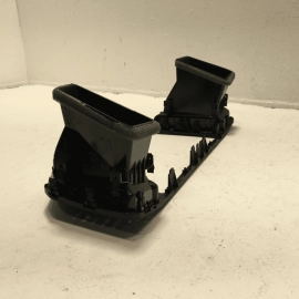 VOLKSWAGEN ATLAS DASH CENTER INNER AIR VENT GRILLE 2020-2023 OEM