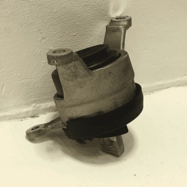 2016-2022 HONDA PILOT 3.5L ENGINE PASSENGER SIDE MOTOR MOUNT BRACKET SUPPORT OEM