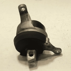 2016-2022 HONDA PILOT 3.5L ENGINE PASSENGER SIDE MOTOR MOUNT BRACKET SUPPORT OEM