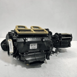 2017 - 2020 BMW 430i XDRIVE HVAC AC Heater Blower Motor Unit Housing Case OEM