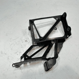 2013-2018 AUDI S6 AUXILIARY RADIATOR SUPPORT MOUNT BRACKET OEM