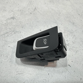 2013-2018 AUDI S6 FRONT LEFT DRIVER DOOR PANEL TRUNK OPEN SWITCH BUTTON OEM 2013-2018 AUDI S6 FRONT LEFT DRIVER DOOR PANEL TRUNK OPEN SWITCH BUTTON OEM