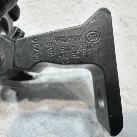 2013-2018 AUDI S6 FRONT LEFT DRIVER SIDE DOOR LOWER HINGE OEM 1PCS *Z7S*