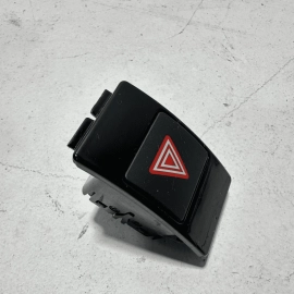 2013-2018 AUDI A6 S6 DASH DASHBOARD HAZARD WARNING LIGHT BUTTON OEM