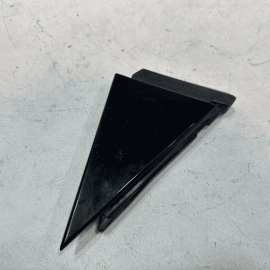 AUDI S6 2013-2018 REAR PASSENGER DOOR WINDOW CORNER APPLIQUE MOLDING COVER OEM