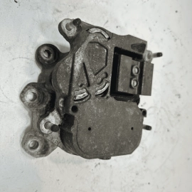 AUDI S6 2013-2018 4.0L ENGINE TRANSMISSION MOUNT SUPPORT BRACKET OEM