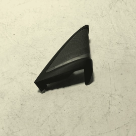 18-23 BMW 530E G30 FRONT RIGHT PASSENGER  DOOR CORNER SPEAKER TWEETER COVER OEM