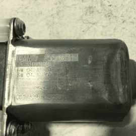 18-2023 BMW 530E G30 FRONT RIGHT PASSENGER  SIDE DOOR WINDOW REGULATOR MOTOR OEM