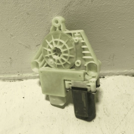 18-2023 BMW 530E G30 FRONT RIGHT PASSENGER  SIDE DOOR WINDOW REGULATOR MOTOR OEM