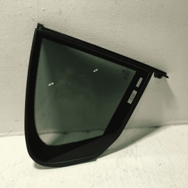 2018-2023 BMW 530E REAR RIGHT PASSENGER SIDE DOOR QUARTER WINDOW GLASS OEM
