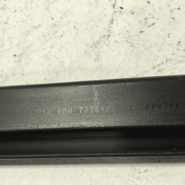 18-2023 BMW 530E G30 REAR PASSENGER SIDE DOOR WINDOW INNER WEATHERSTRIP SEAL OEM