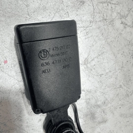 2018-2023 BMW 530e REAR LEFT DRIVER SIDE SECOND ROW SEAT BELT BUCKLE OEM