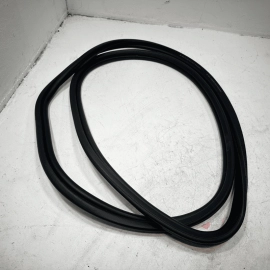 2018-2023 BMW 530e REAR TRUNK LID BODY WEATHERSTRIP SEAL OEM