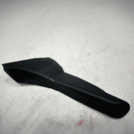 2018-2020 BMW 530e TRUNK DRIVER SIDE TAILLIGHT LAMP FINISHER COVER PANEL OEM