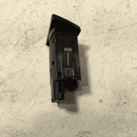 BMW 530XE I G30 DASHBOARD PANEL CENTER HAZARD LIGHT SWITCH BUTTON 2017-2023 OEM