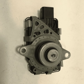 2018-2023 BMW 530XE G30 LONGITUDINAL TORQUE MODULE ACTUATOR TRANSFER CASE OEM