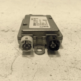 2017-2020 BMW 540i xDrive Wireless Charging Usb Hub Unit OEM