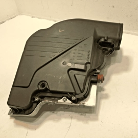 2014-2016 BMW 550  F10 4.4L FRONT LEFT DRIVER SIDE ENGINE AIR CLEANER FILTER OEM