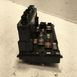 2012-2016 BMW 528I 550i POWER DISTRIBUTION FUSE RELAY BOX OEM