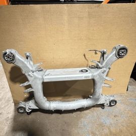 2018-2020 BMW 530e xDrive REAR SUSPENSION SUBFRAME CROSSMEMBER CROSS MEMBER OEM