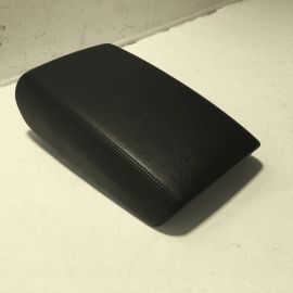 AUDI A6 FRONT CENTER CONSOLE STORAGE LID ARMREST LEATHER BLACK 2016-2018 OEM