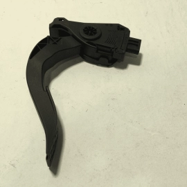 AUDI A6 GAS ACCELERATOR THROTTLE PEDAL TRAVEL PAD W/ SENSOR 2010-2018 OEM