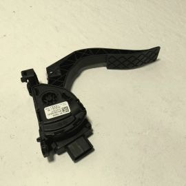 AUDI A6 GAS ACCELERATOR THROTTLE PEDAL TRAVEL PAD W/ SENSOR 2010-2018 OEM