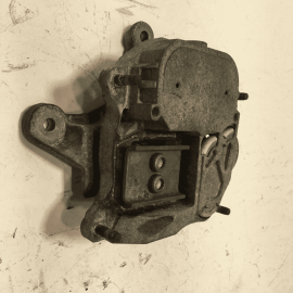 2013-2018 AUDI A6 QUATTRO AWD AUTOMATIC TRANSMISSION MOUNT SUPPORT BRACKET OEM