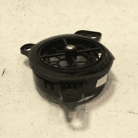 2016-2022 Honda Pilot Rear 3rd Row Passenger Quarter Panel Air Vent Grille OEM