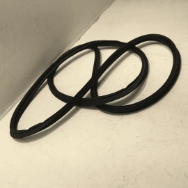 2016-2022 HONDA PILOT REAR RIGHR OR LEFT DOOR BODY WEATHERSTRIP SEAL OEM