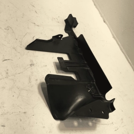 2019-2021 HONDA PILOT FRONT RIGHT PASSENGER SIDE AIR GUIDE PLATE PANEL OEM