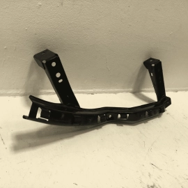 2016-2022 HONDA PILOT  FRONT PASSENGER SIDE BUMPER CORNER BRACKET SUPPORT OEM