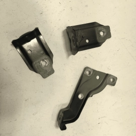 2018-2025 VOLKSWAGEN ATLAS FRONT PASSENGER FENDER REINFORCEMENT BRACKET SET OEM