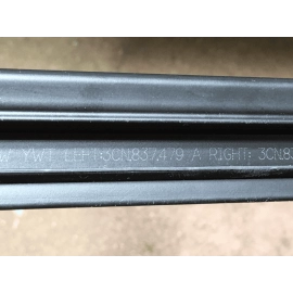 2018-2025 Volkswagen Atlas Front Right Door Window Inner Weatherstrip Seal OEM