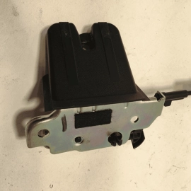 2018-2024 VOLKSWAGEN ATLAS TAILGATE LIFTGATE BACK DOOR LOCK LATCH ACTUATOR OEM
