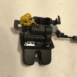 2018-2024 VOLKSWAGEN ATLAS TAILGATE LIFTGATE BACK DOOR LOCK LATCH ACTUATOR OEM