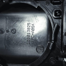 2018-2023 VOLKSWAGEN ATLAS CENTER CONSOLE GEAR SHIFTER BEZEL OEM