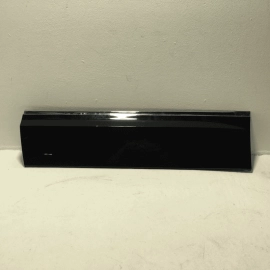 2018 - 2025 VOLKSWAGEN ATLAS REAR LEFT DRIVER SIDE DOOR LOWER MOLDING 2T2T OEM