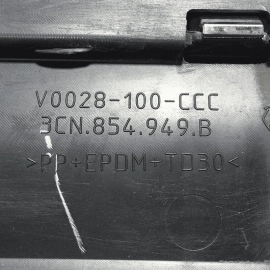 2018 - 2025 VOLKSWAGEN ATLAS REAR LEFT DRIVER SIDE DOOR LOWER MOLDING 2T2T OEM