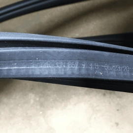 2018-2025 VOLKSWAGEN ATLAS REAR DRIVER SIDE DOOR BODY WEATHERSTRIP SEAL OEM