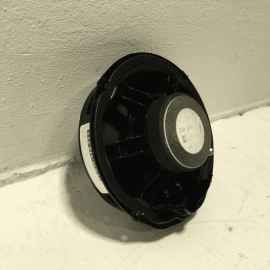 2018-2025 VOLKSWAGEN ATLAS REAR DRIVER OR PASSENGER DOOR AUDIO SPEAKER OEM