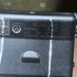 2018-2025 VOLKSWAGEN ATLAS TAILGATE LIFTGATE OPEN OPENING CONTROL MODULE OEM