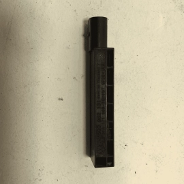 2018-2023 VOLKSWAGEN ATLAS REAR KEYLESS ENTRY CONTROL ANTENNA MODULE OEM