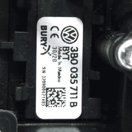 2021-23 VOLKSWAGEN ATLAS ROOF W/ PANORAMIC OVERHEAD CONSOLE DOME LAMP SWITCH OEM