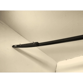 2021-2025 Volkswagen Atlas Upper Passenger Side Roof Rail W/Out Panoramic OEM