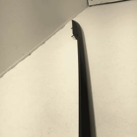 2021-2025 Volkswagen Atlas Upper Passenger Side Roof Rail W/Out Panoramic OEM