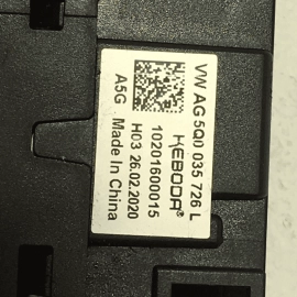 2018-2021 Volkswagen Atlas Center Console Dual USB Port Hub OEM