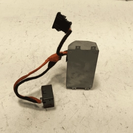 2018-2023 Volkswagen Atlas Center Console Power Inverter Converter OEM