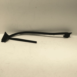 18-2024 AUDI A5 SPORTBACK FRONT RIGHT PASSENGER DOOR WINDOW WEATHERSTRIP OEM